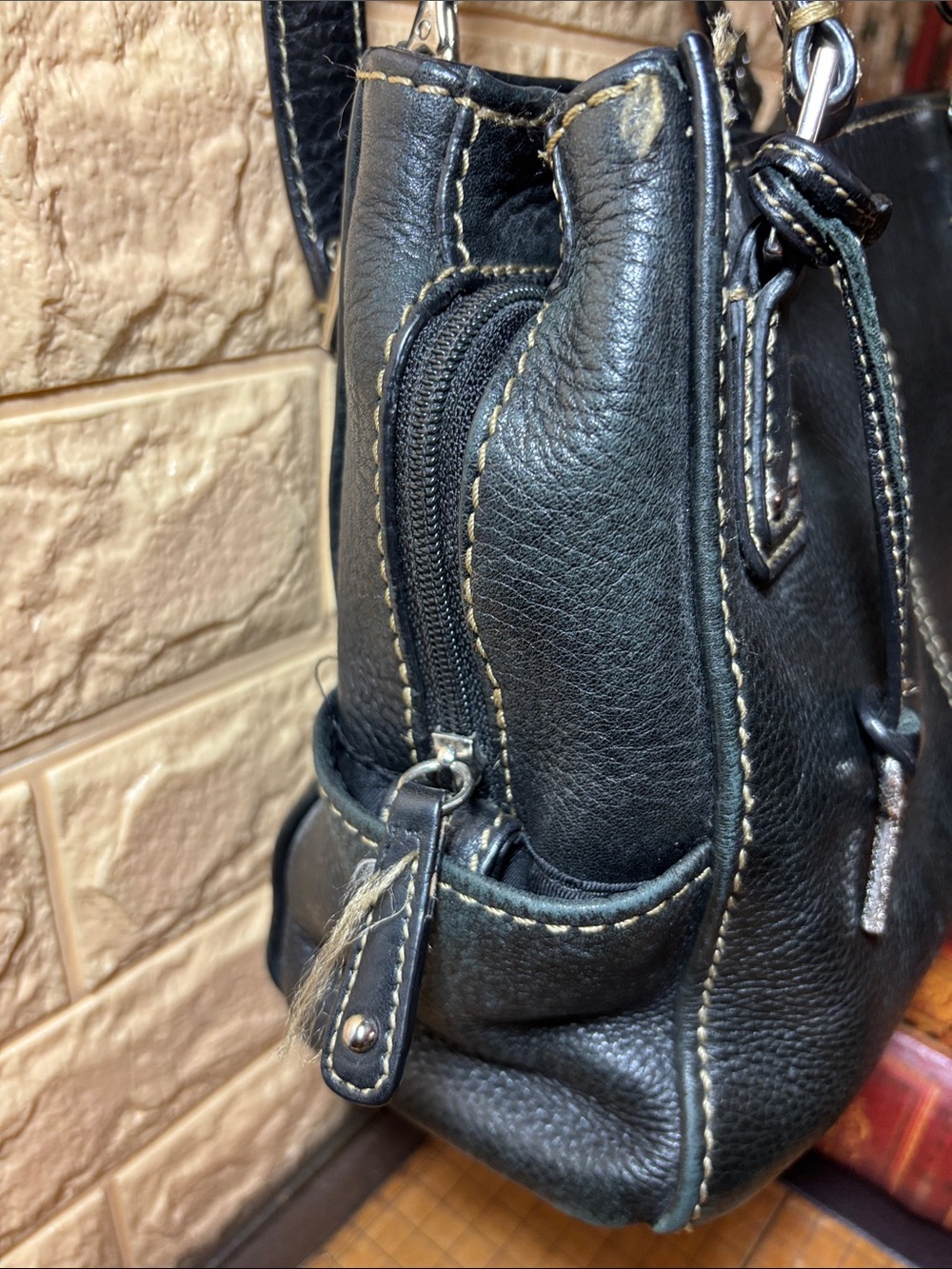 Fossil Leather Bag Bright Black Pebbled Satchel w Silver w Shoulder Strap - Picture 5 of 17